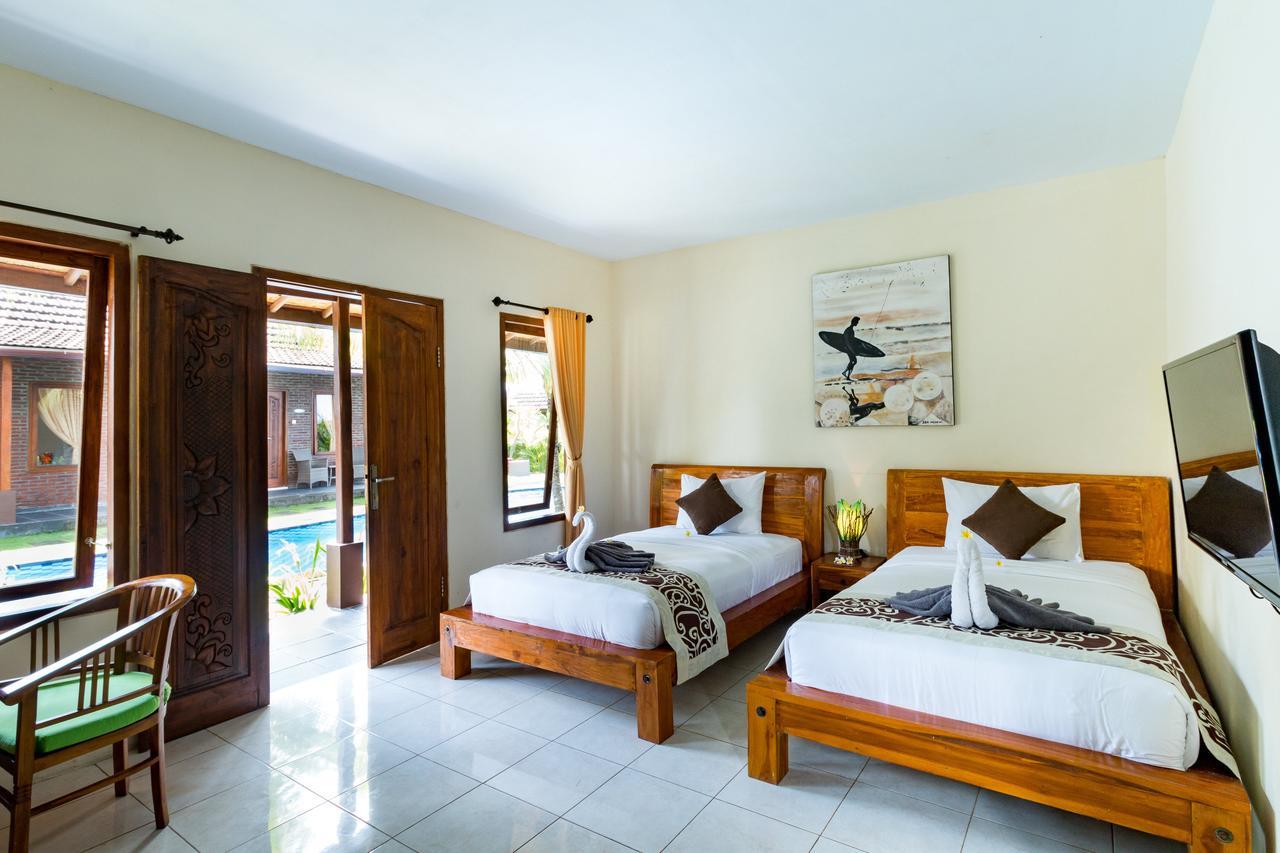 Arton Resort & Beach Club Pulukan Exterior photo